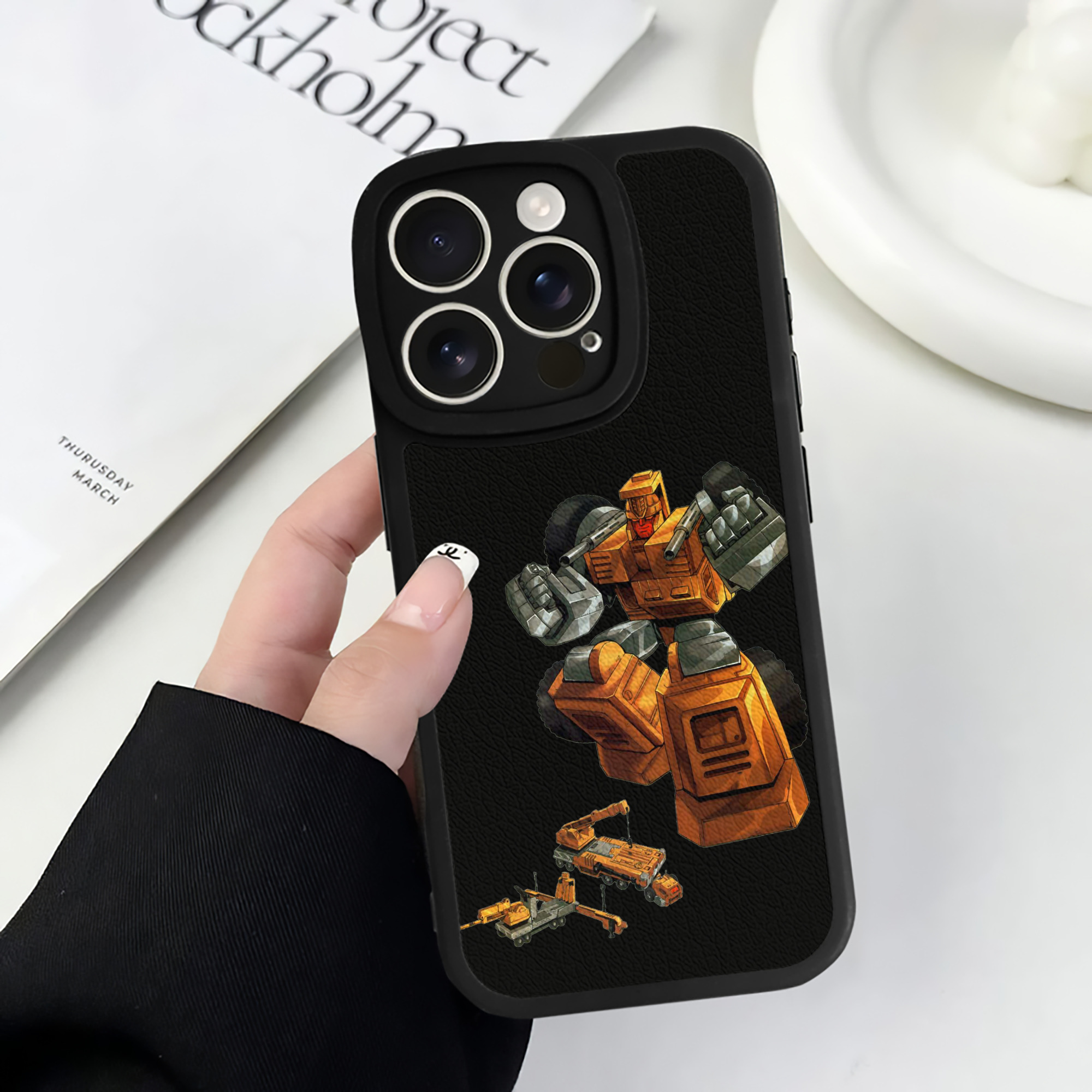 （画像用）  【iPhone 16シリーズ対応】シリコンスマホケース（レザー調） 材質：シリコン